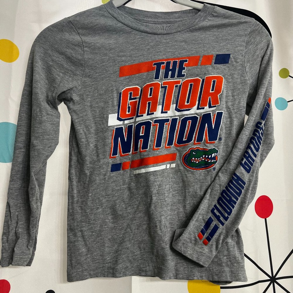 University of Florida Gators UF - Boys long sleeved T shirt Size 6-7